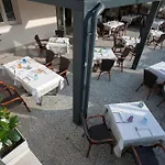 Amaris Hotel 4*