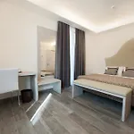 Amaris Hotel 4*