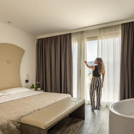 Hotel Amaris Garda (Verona)