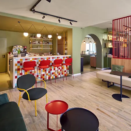 Amaris Hotel 4*