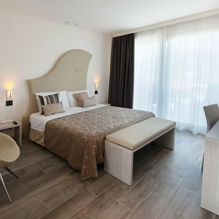Amaris Szálloda 4*