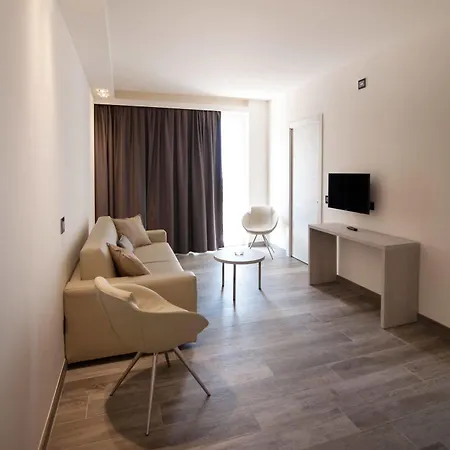 Amaris Hotel