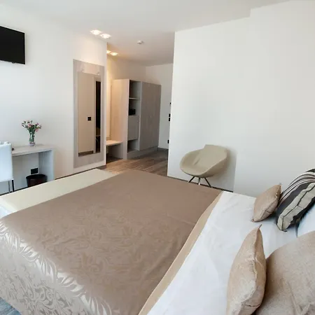 Amaris Hotel