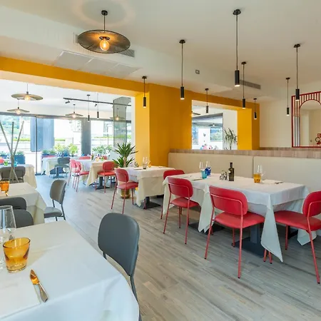 Hotel Italia 4*